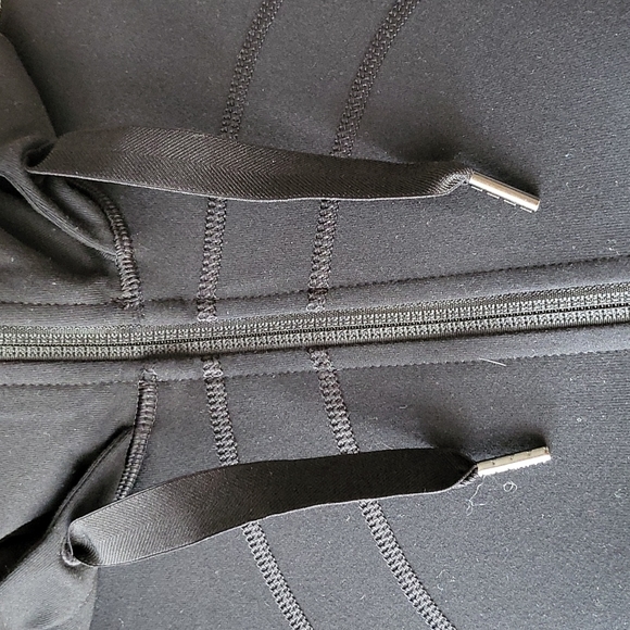 Lululemon Black Long Jacket Size 4 - Picture 3 of 8